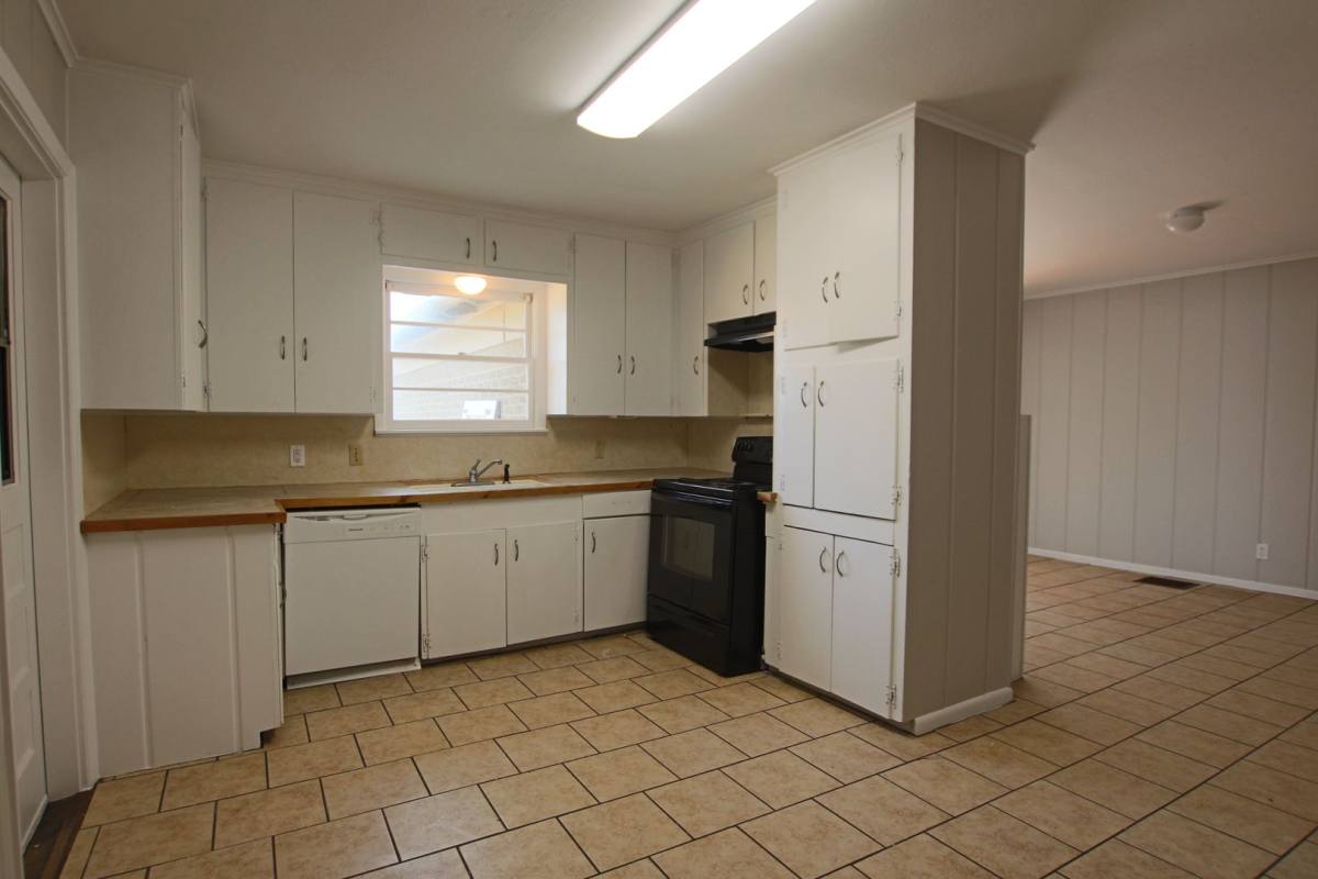 House for rent at 1712 Redbud, Tyler, TX 75701