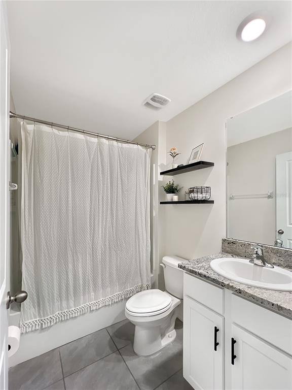 Apartment for rent at 5563 SW 43rd Court, Ocala, FL 34474