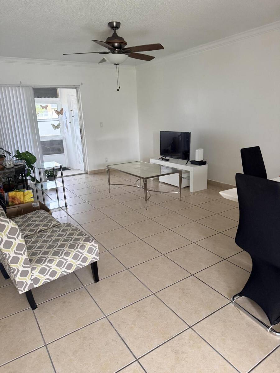 Apartment for rent at 5443 Cresthaven Blvd #5443F, West Palm Beach, FL 33415