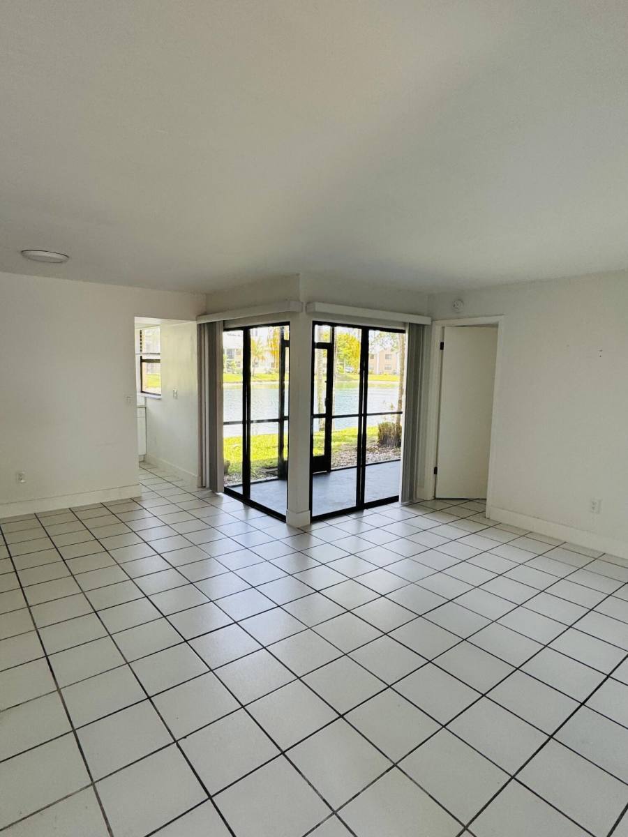 Apartment for rent at 1021 Adams Ave #10211021F, Homestead, FL 33034