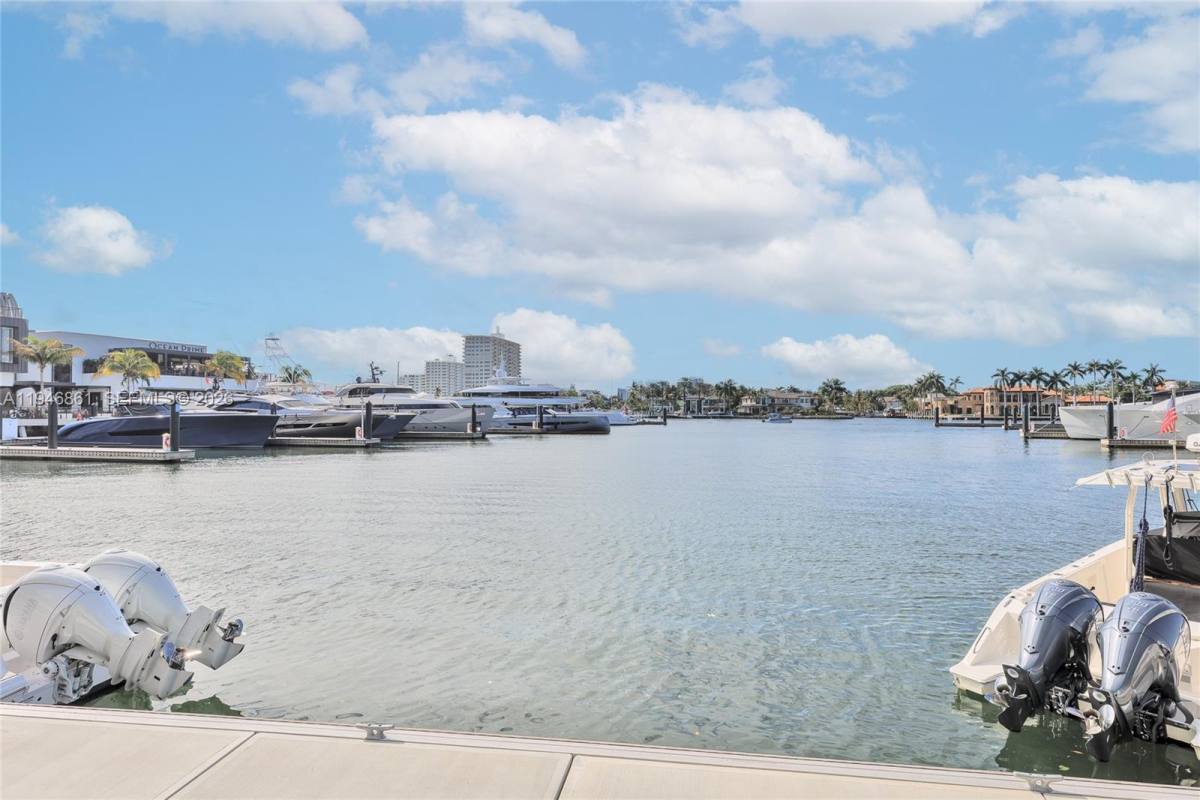 Apartment for rent at 200 S Birch Rd #1015, Fort Lauderdale, FL 33316