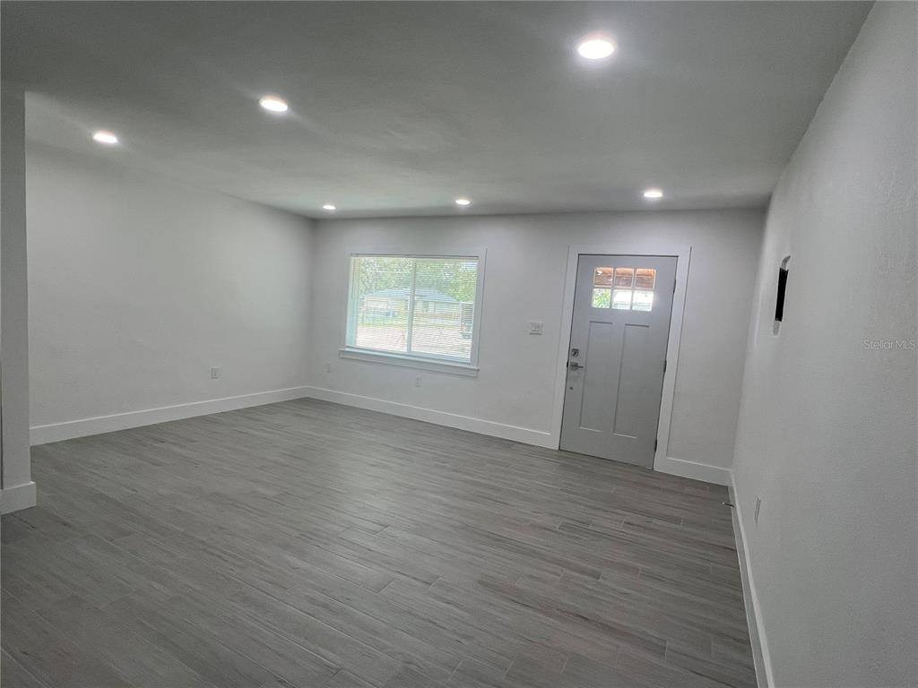 Apartment for rent at 4909 E Hanna Ave #4909A, Tampa, FL 33610