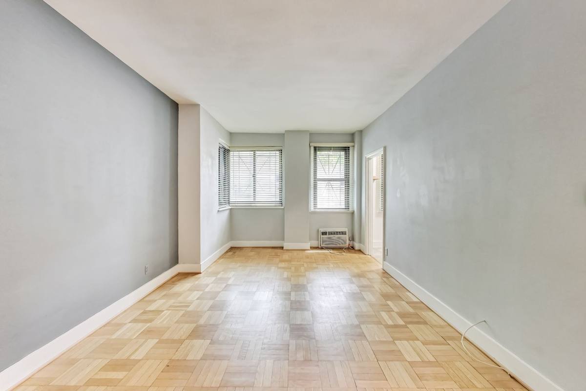 Condo for rent at 1010 25th St NW, Washington, DC 20037