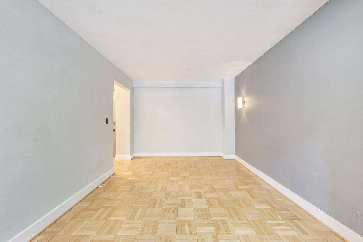 Condo for rent at 1010 25th St NW, Washington, DC 20037
