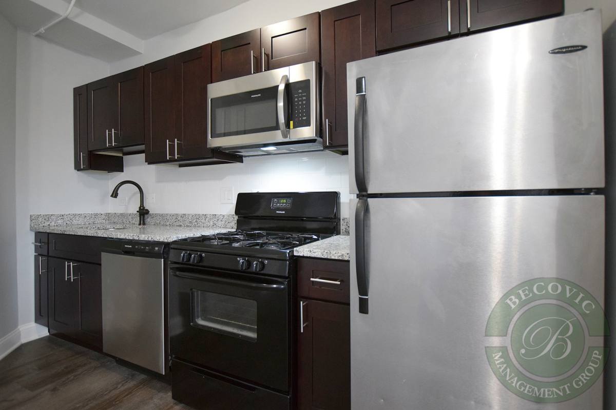 Apartment for rent at 5860 N Kenmore Ave, Chicago, IL 60660