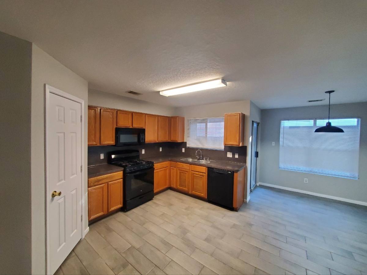 Apartment for rent at 18242 River Sage Dr, Houston, TX 77084
