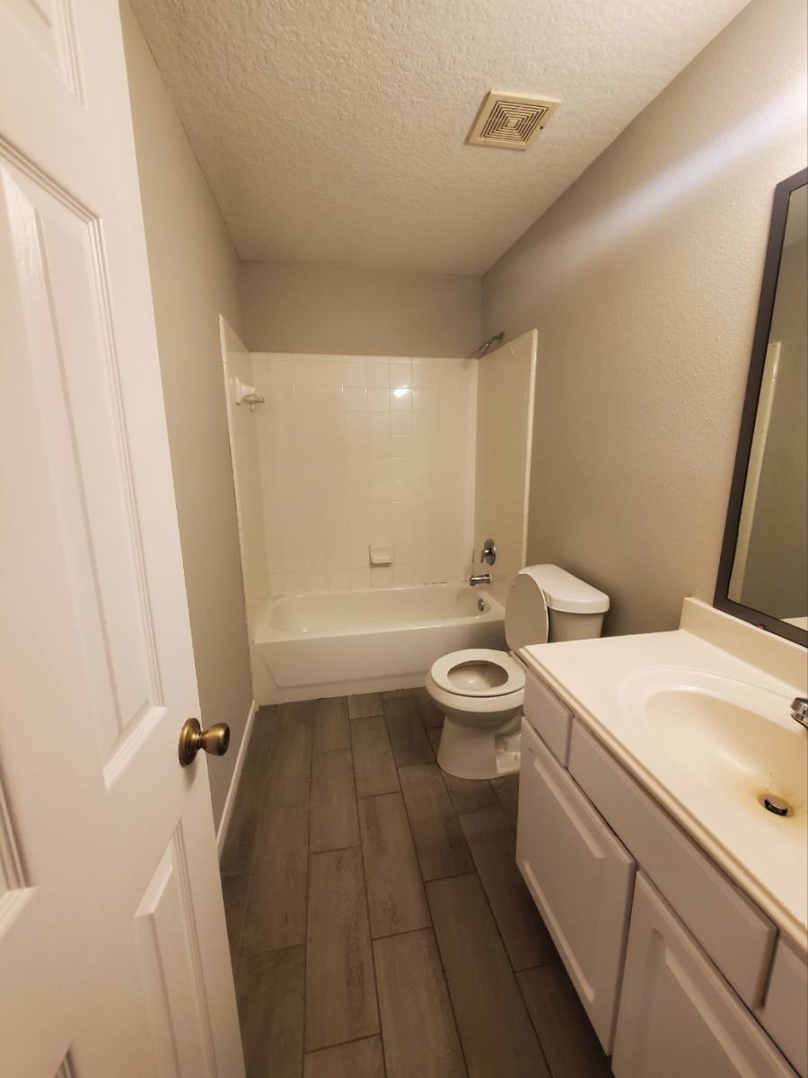 Apartment for rent at 18242 River Sage Dr, Houston, TX 77084