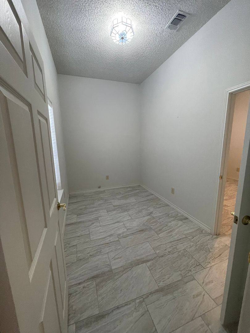 House for rent at 1375 Canyon Trace, Canyon Lake, TX 78133