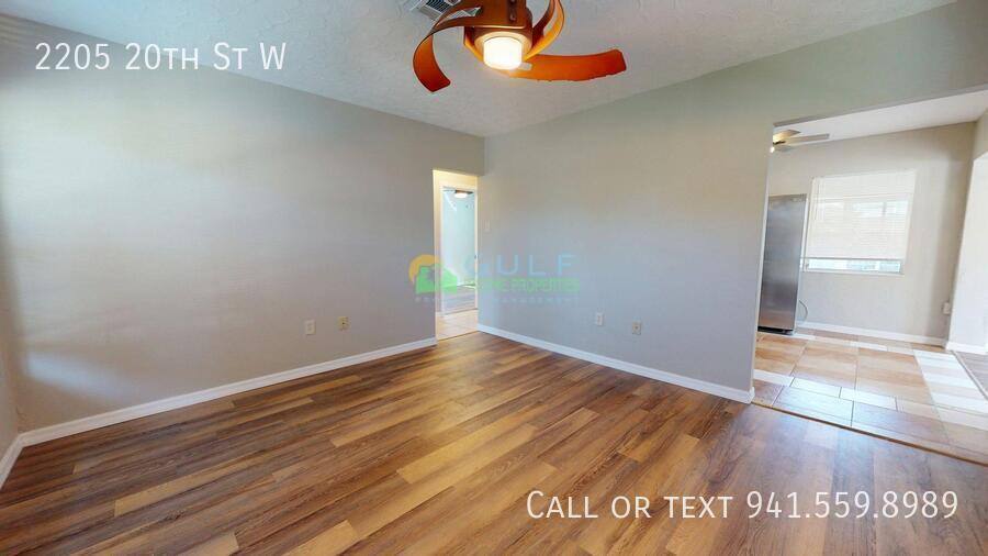 House for rent at 2205 20th St W, Bradenton, FL 34205