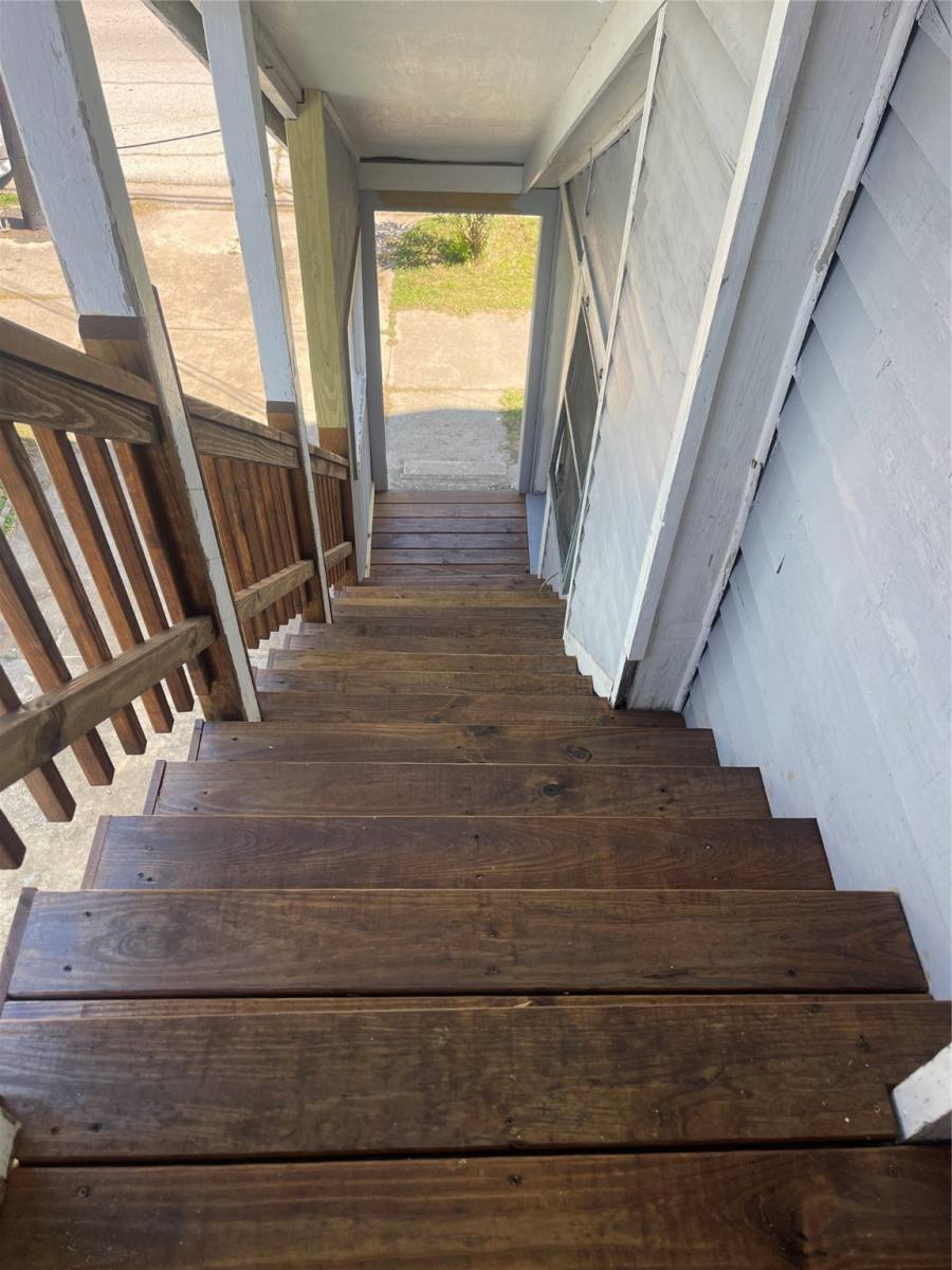 Apartment for rent at 1402 Winnie St #3, Galveston, TX 77550