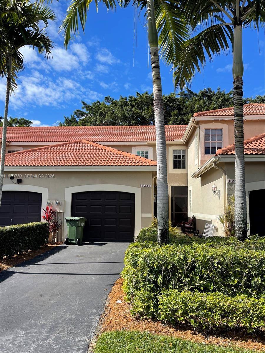 Townhouse for rent at 1231 Sorrento Dr, Fort Lauderdale, FL 33326