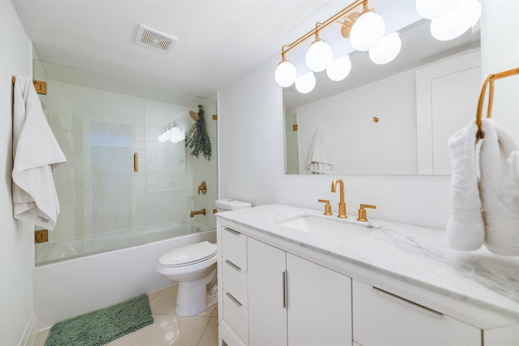 Apartment for rent at 3000 E Sunrise Blvd #30007D, Fort Lauderdale, FL 33304
