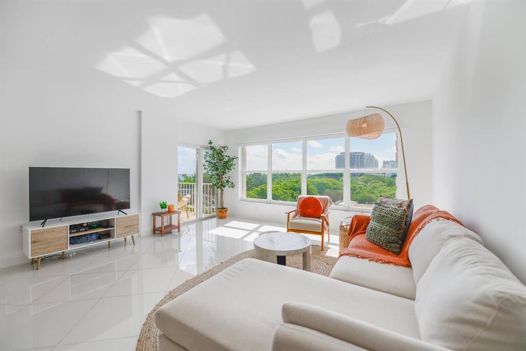 Apartment for rent at 3000 E Sunrise Blvd #30007D, Fort Lauderdale, FL 33304