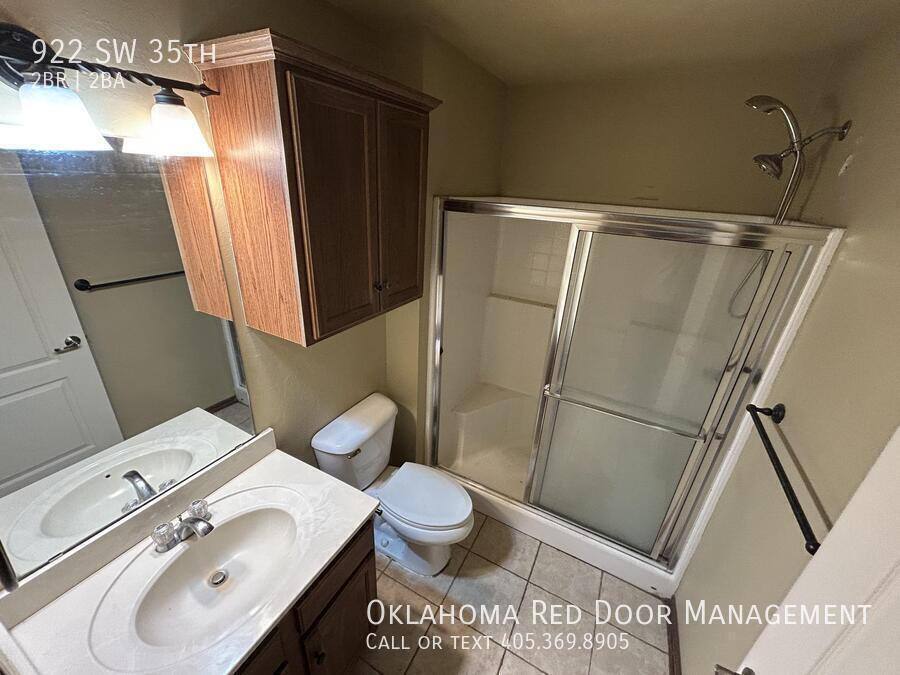 House for rent at 922 SW 35th St, Oklahoma City, OK 73160