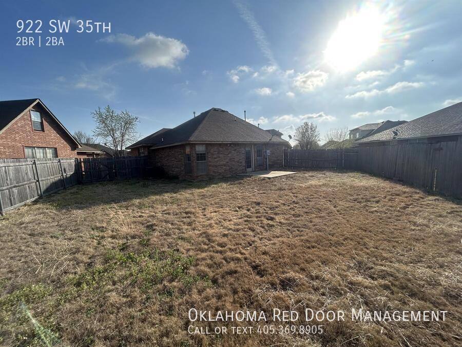 House for rent at 922 SW 35th St, Oklahoma City, OK 73160