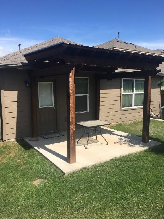 Apartment for rent at 10406 Hatton Lane, Austin, TX 78754