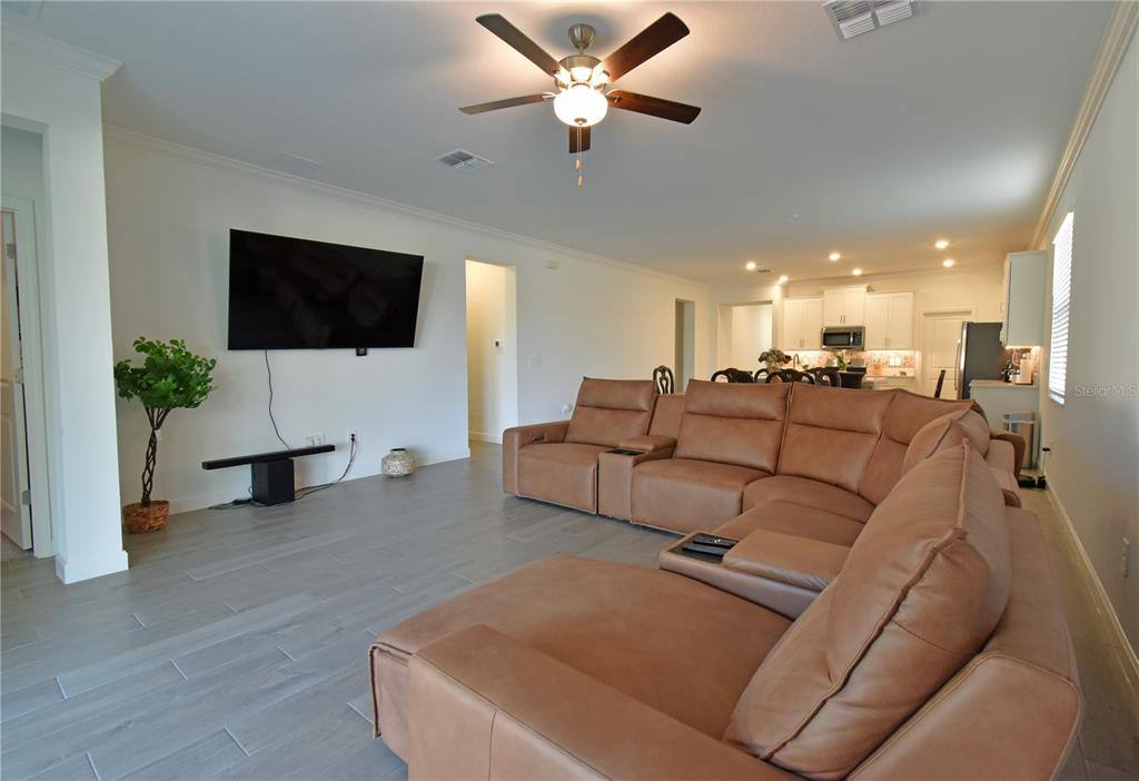 Apartment for rent at 17304 Banded Gold Lane, Wimauma, FL 33598