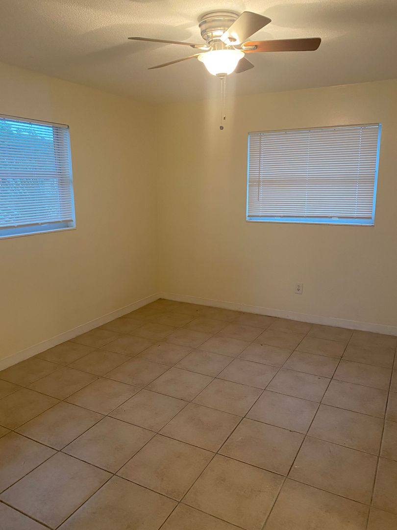 Apartment for rent at 500 75th Ave N #2, Saint Petersburg, FL 33702