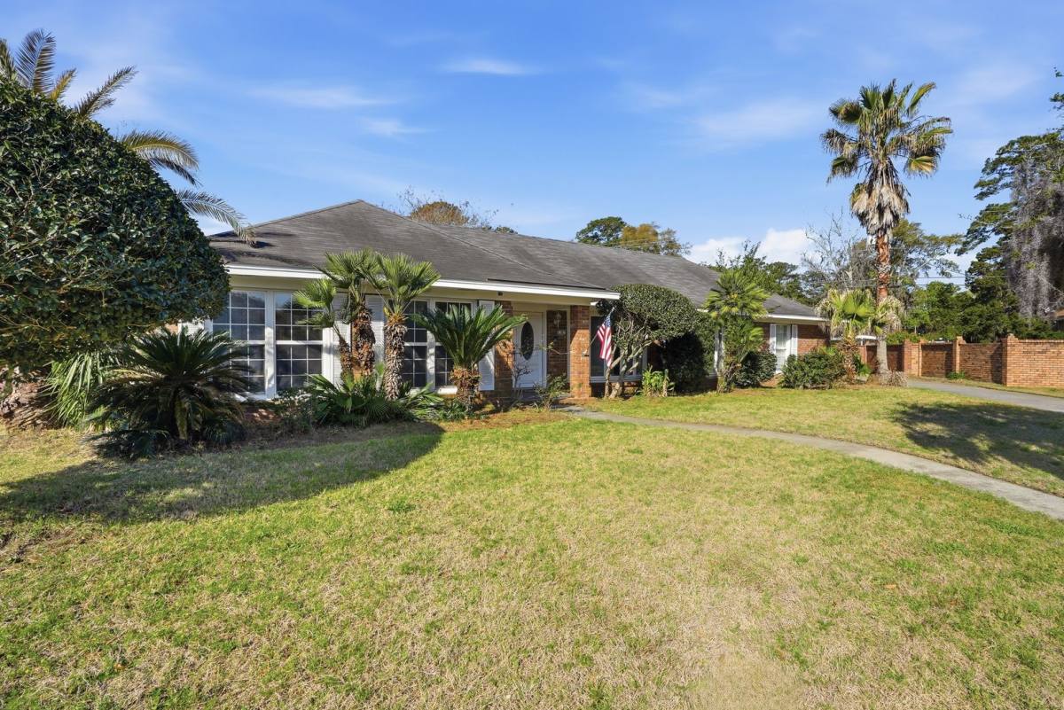 House for rent at 9 Inglesby Court, Savannah, GA 31406