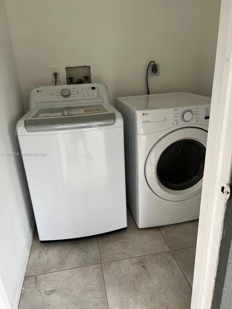 Apartment for rent at 20760 NE 4th Court #207, Miami, FL 33179