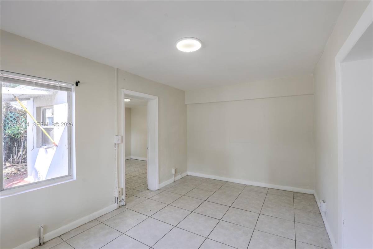 Apartment for rent at 2250 NE 136th St, Miami, FL 33181