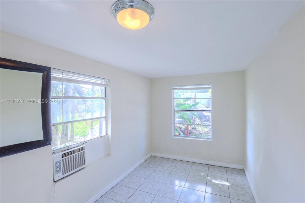 Apartment for rent at 2250 NE 136th St, Miami, FL 33181