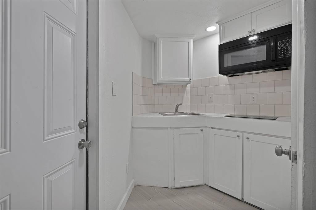 Apartment for rent at 928 S Windomere Ave #928B, Dallas, TX 75208