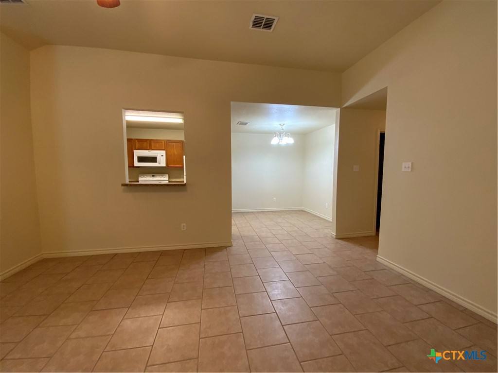 Apartment for rent at 2401 Paul Revere St #2401B, Temple, TX 76504