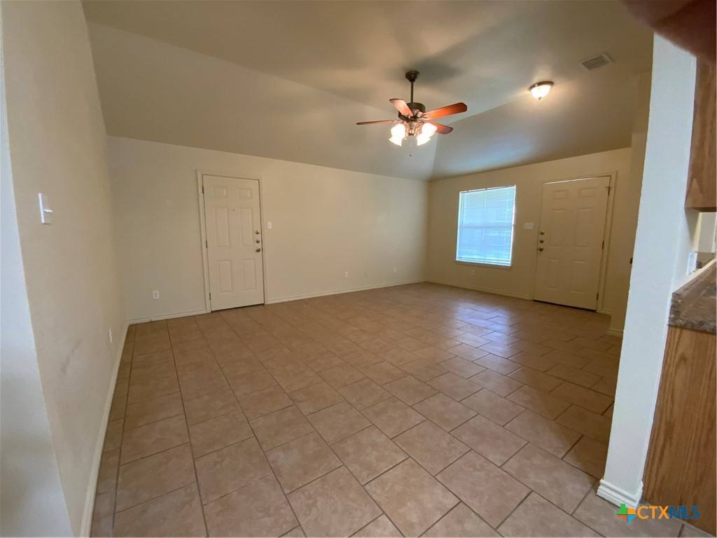 Apartment for rent at 2401 Paul Revere St #2401B, Temple, TX 76504