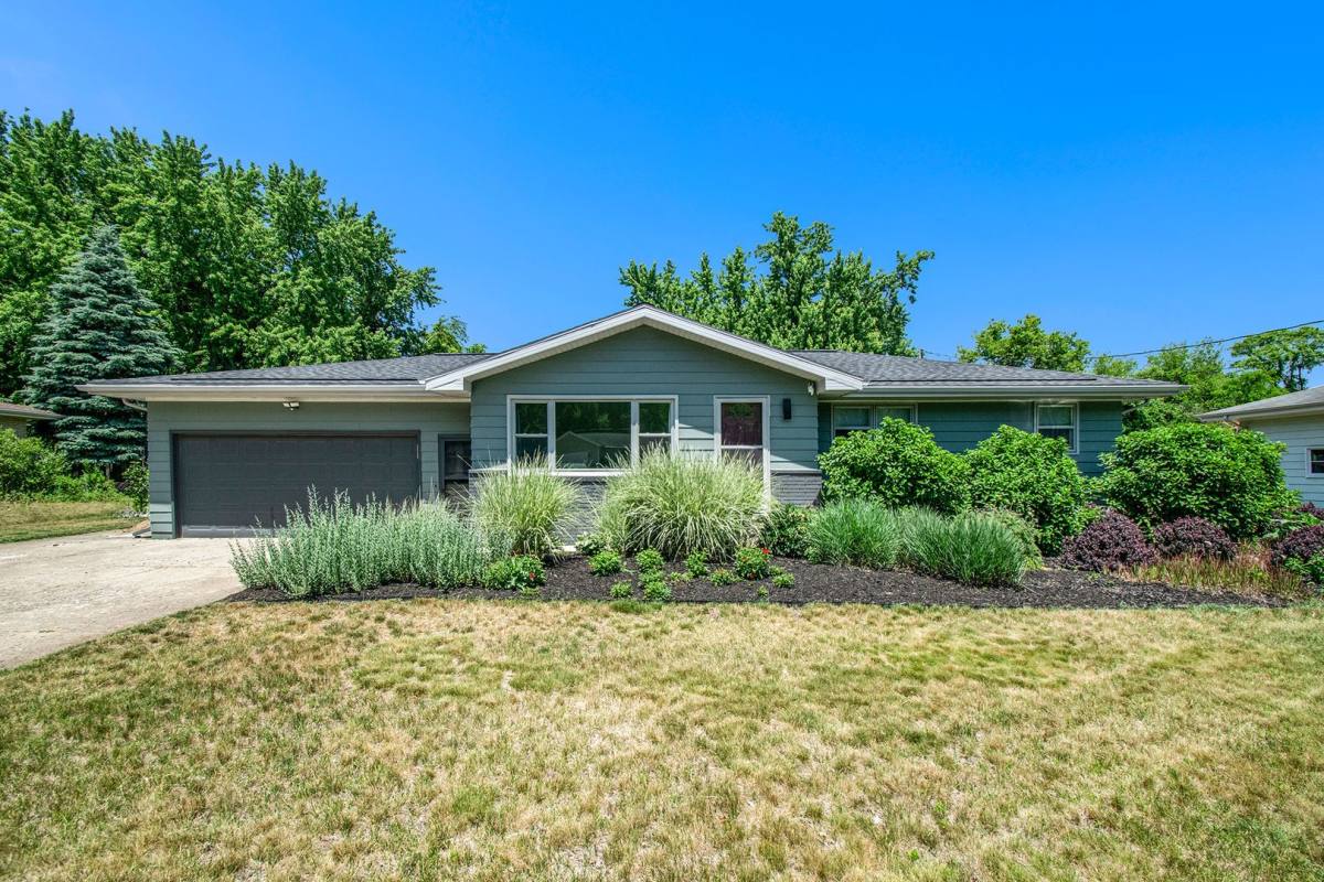 House for rent at 2601 Paulmar Ave, Saint Joseph, MI 49085