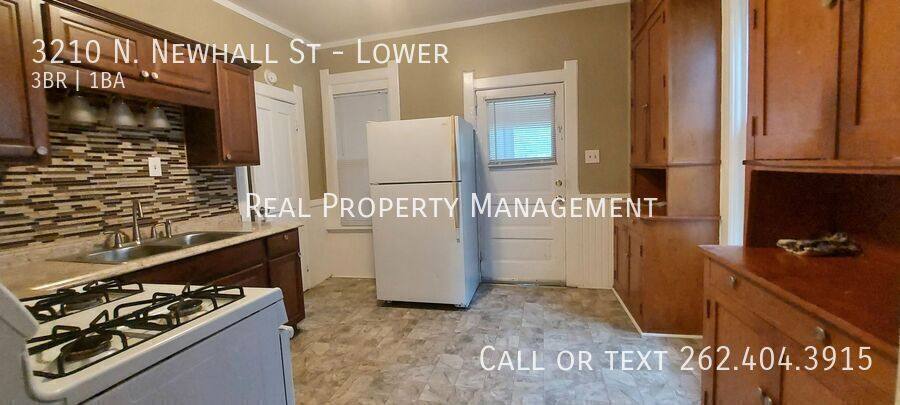 Apartment for rent at 3210 N Newhall St, Milwaukee, WI 53211