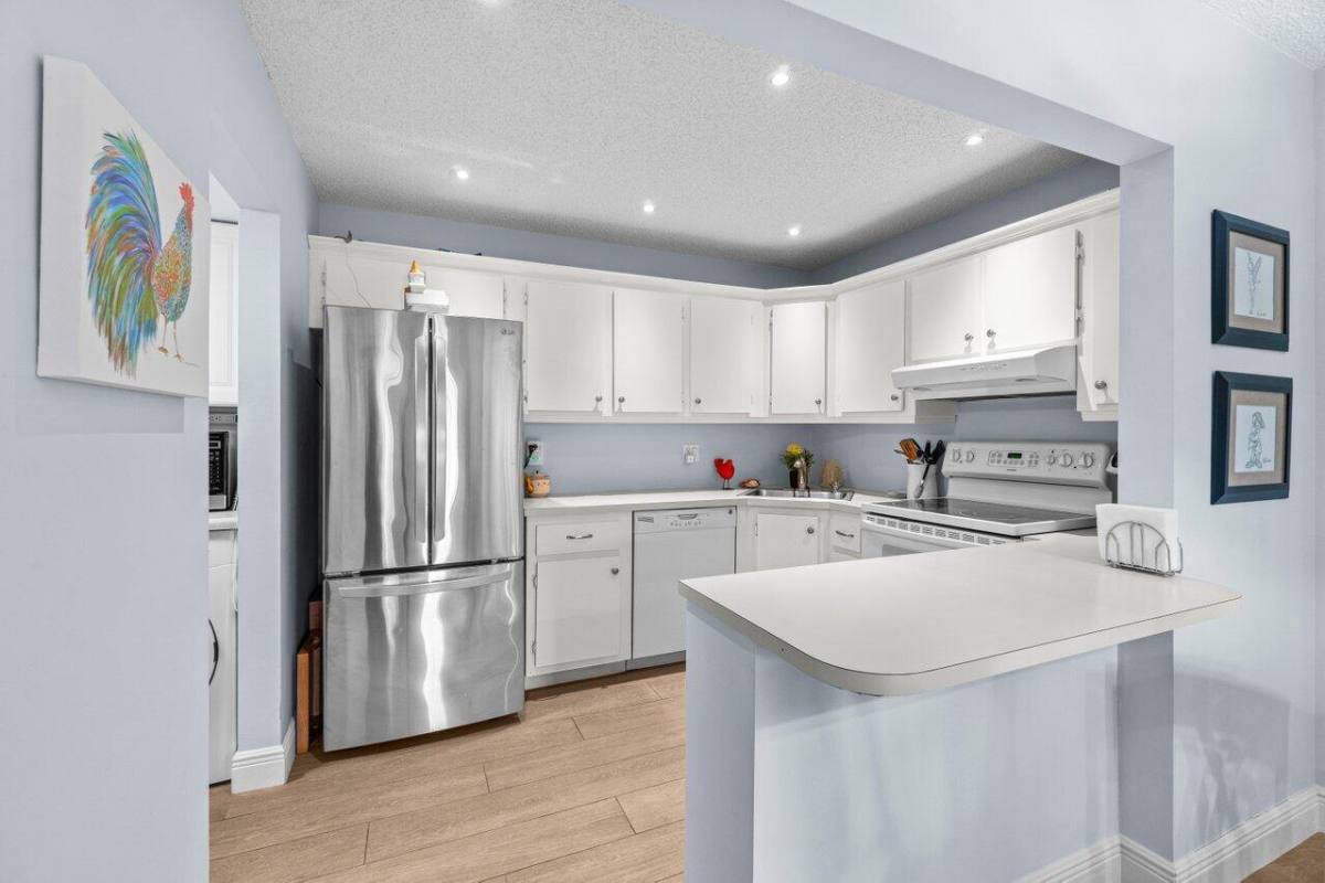 Condo for rent at 429 Pine Glen Lane #429C2, Lake Worth, FL 33463