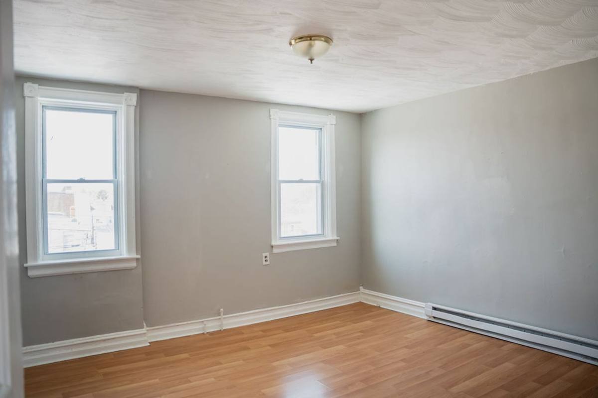 Apartment for rent at 906 N 4th St, Allentown, PA 18102