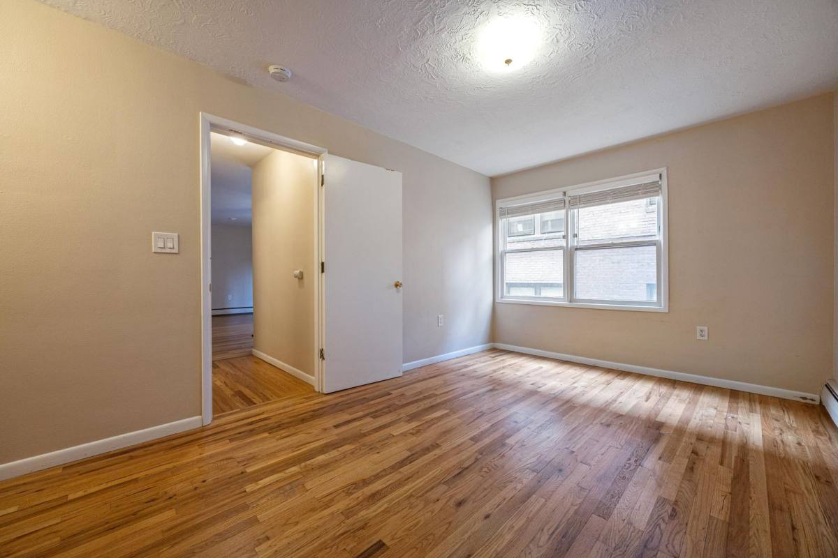 Apartment for rent at 2257 NW Glisan St, Portland, OR 97210