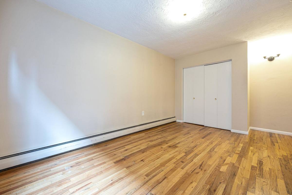 Apartment for rent at 2257 NW Glisan St, Portland, OR 97210