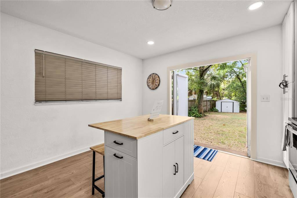 Apartment for rent at 3906 N Ola Ave, Tampa, FL 33603
