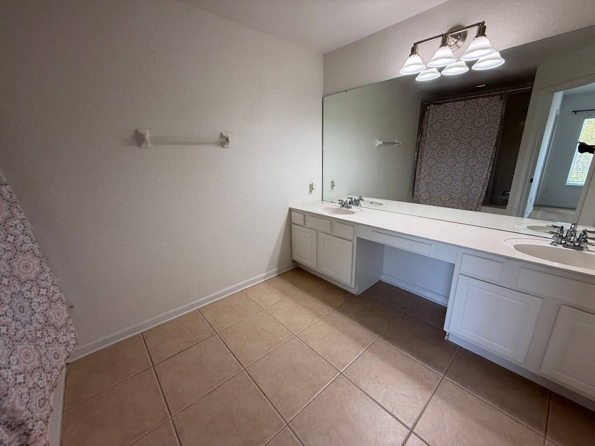 Townhouse for rent at 15132 Windmill Harbor Court, Orlando, FL 32828