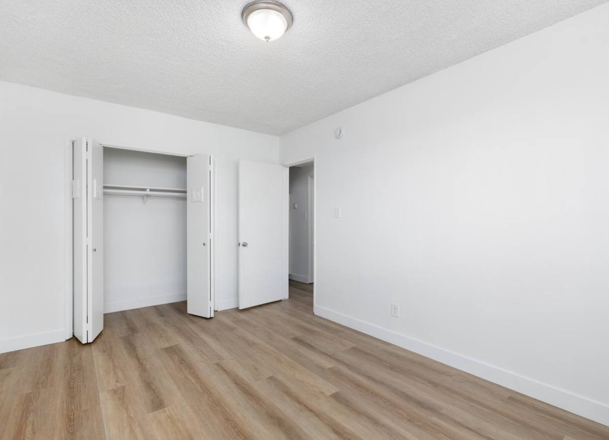 Apartment for rent at 945 Locust Ave, Long Beach, CA 90813
