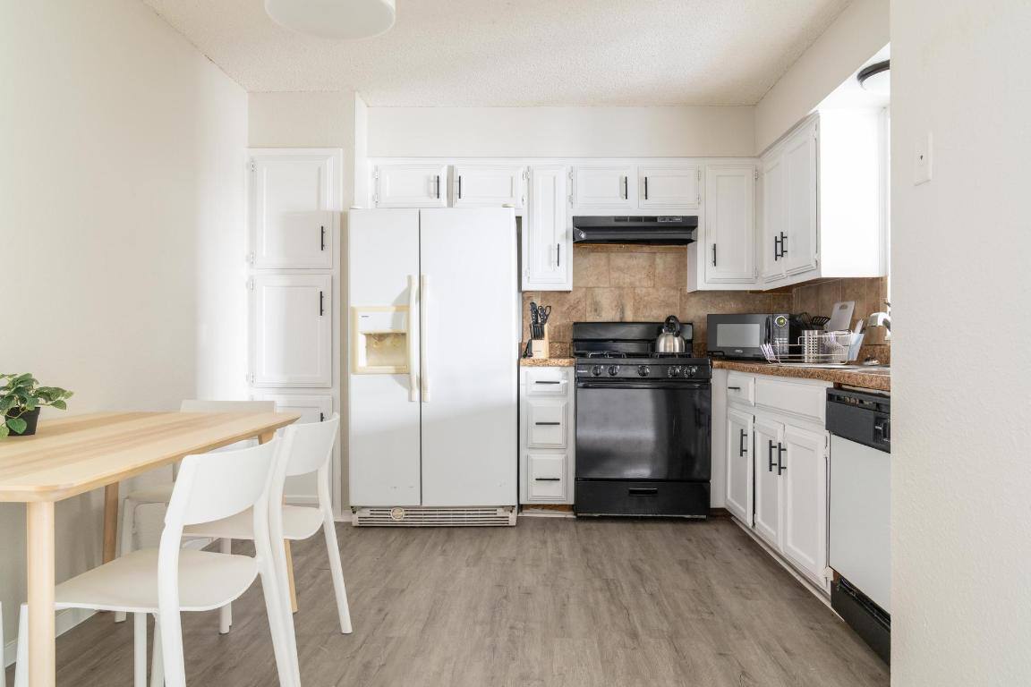 Apartment for rent at 1212 Bonnie Brae St #1212A, Austin, TX 78753