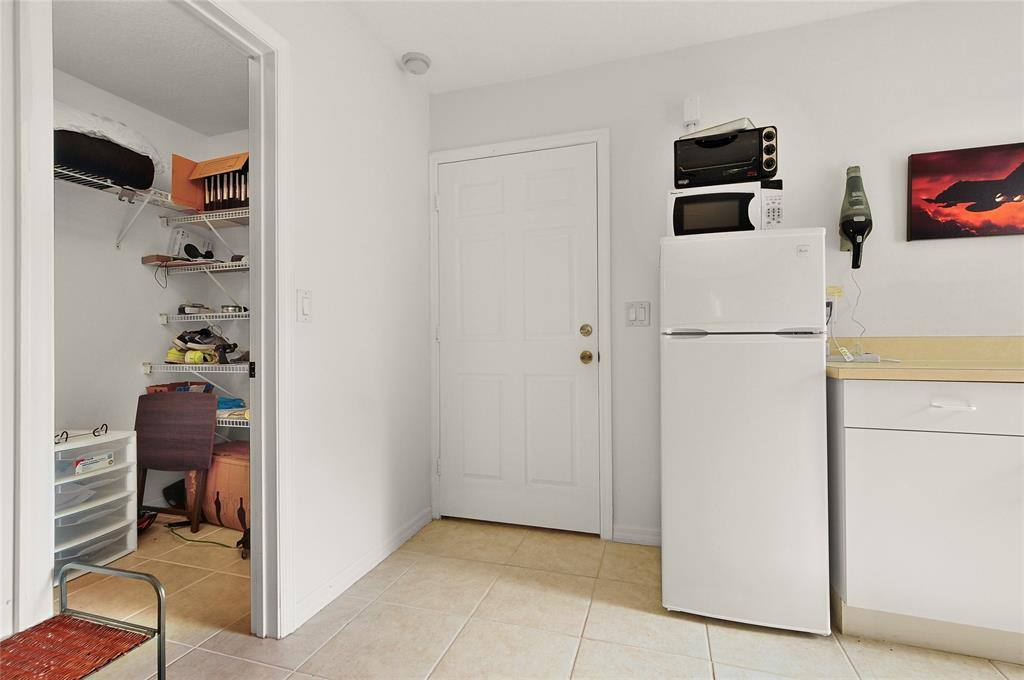 Apartment for rent at 2210 S 34th St, Fort Pierce, FL 34947