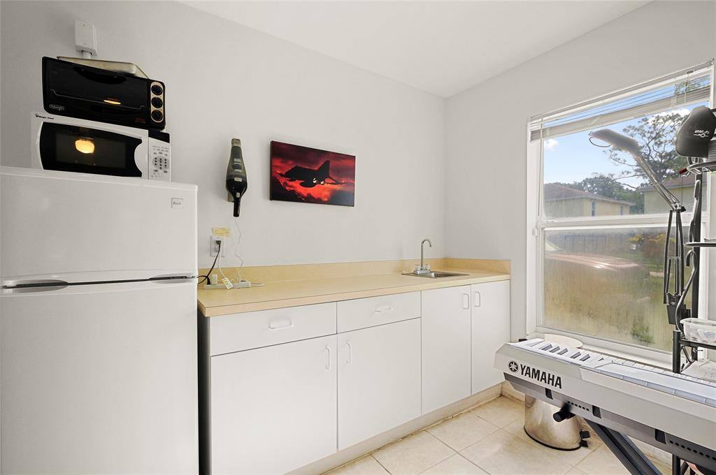 Apartment for rent at 2210 S 34th St, Fort Pierce, FL 34947