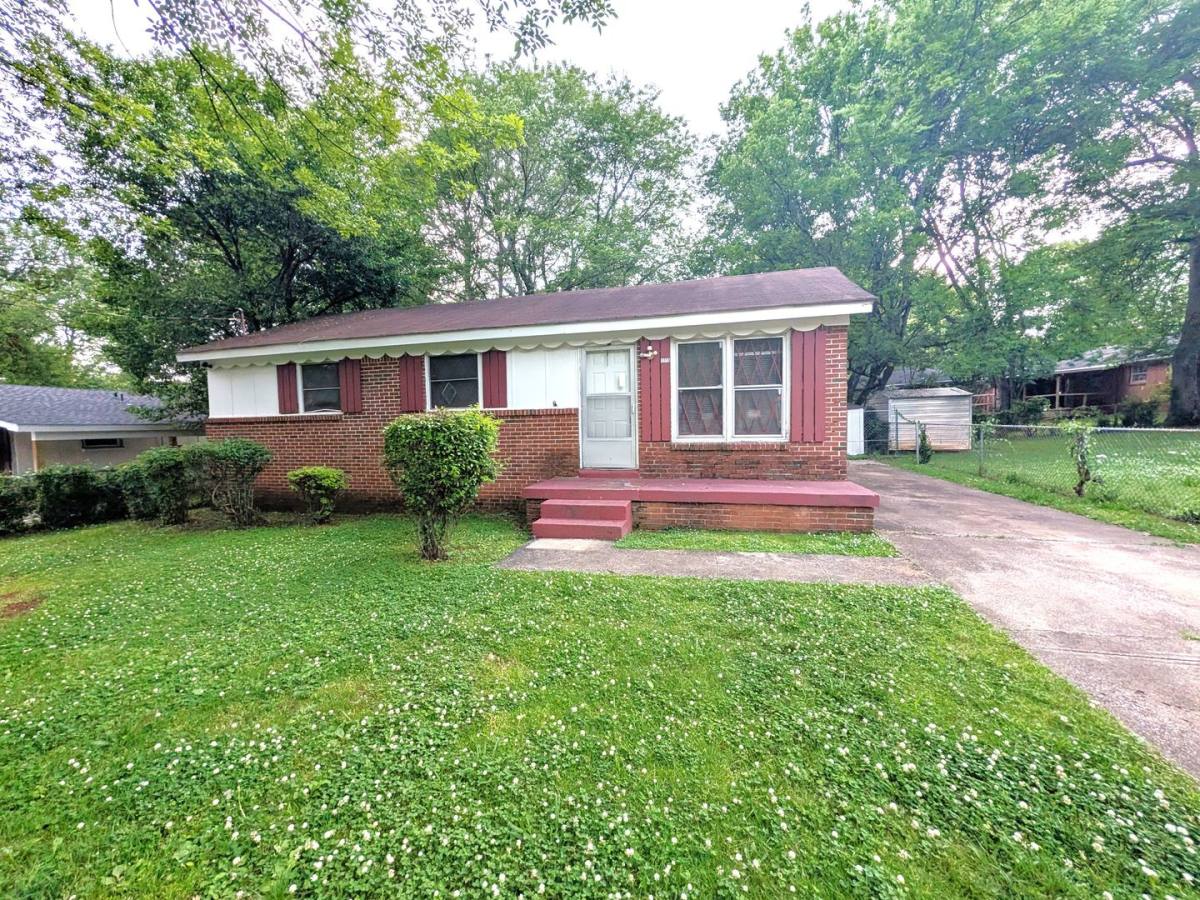House for rent at 1713 Niblick Ave, Huntsville, AL 35816