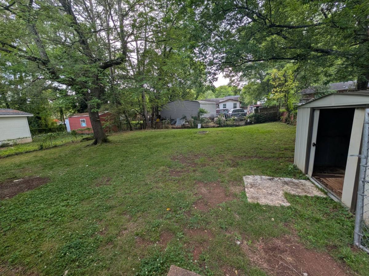 House for rent at 1713 Niblick Ave, Huntsville, AL 35816