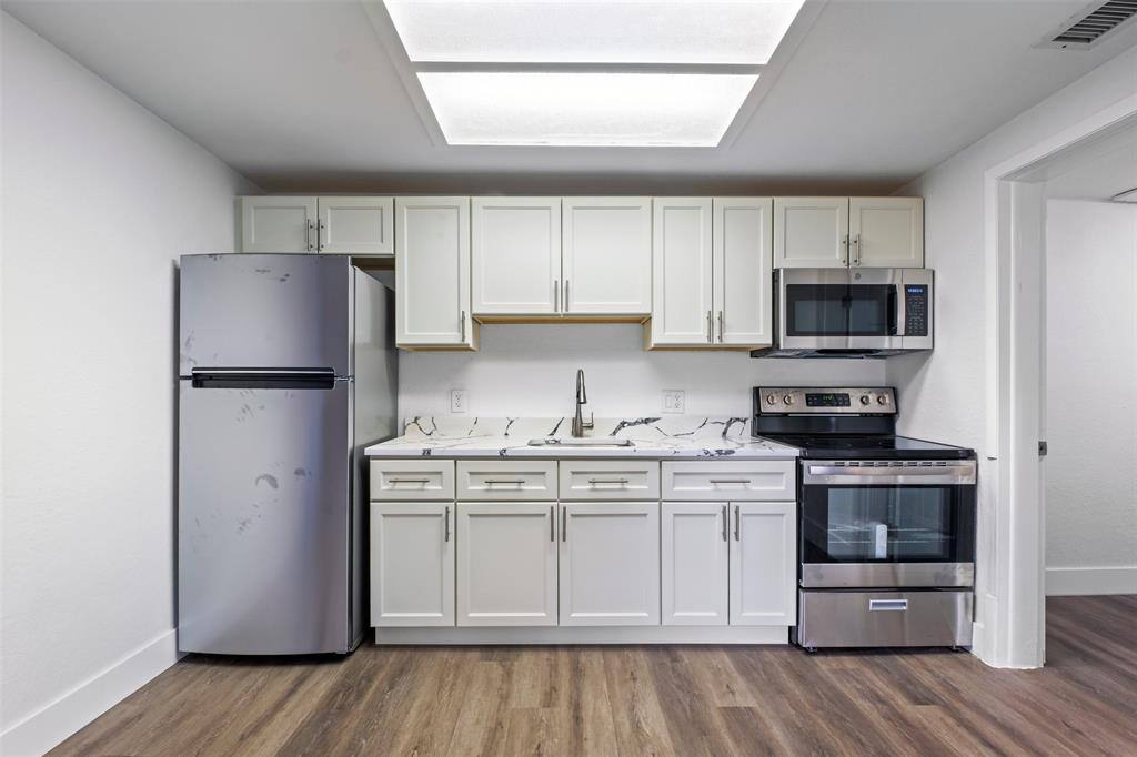 Apartment for rent at 7172 Southgate Blvd, Fort Lauderdale, FL 33321