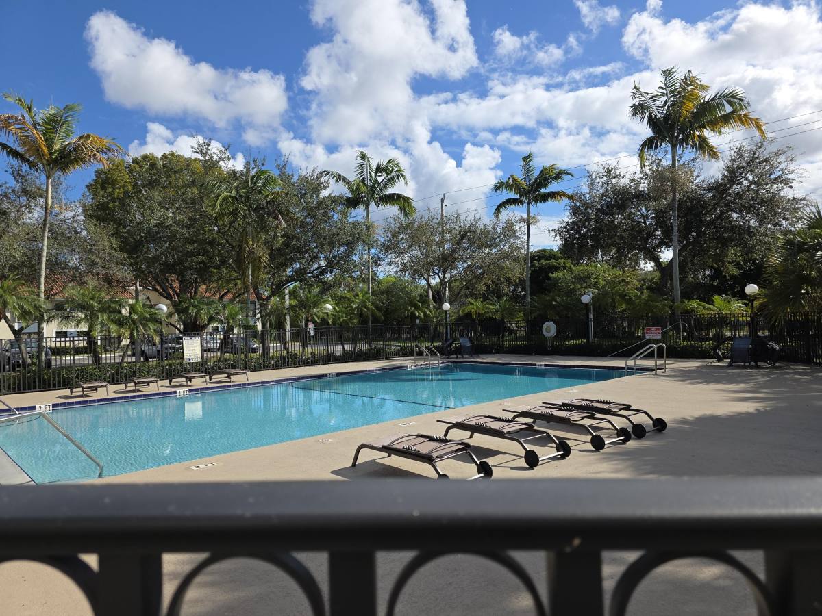 Apartment for rent at 1542 Lake Crystal Dr #1542H, West Palm Beach, FL 33411