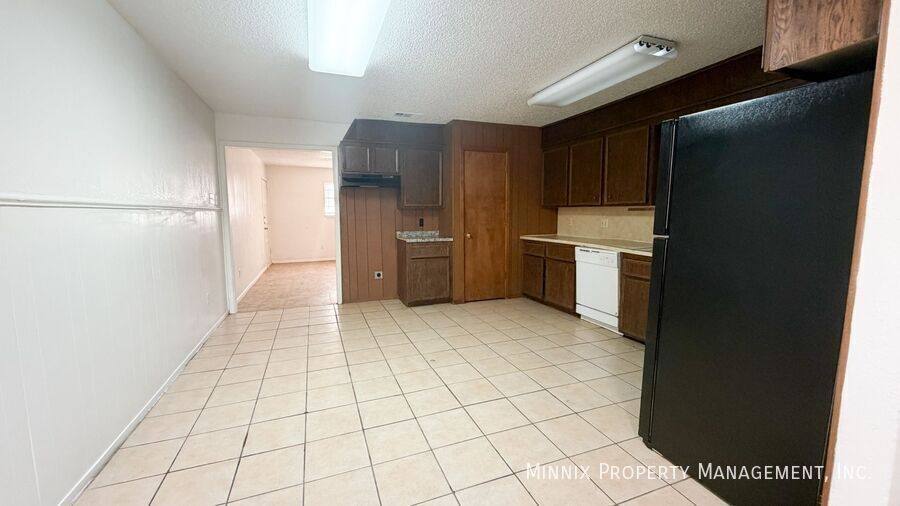 Townhouse for rent at 7304 Ave W #B, Lubbock, TX 79423