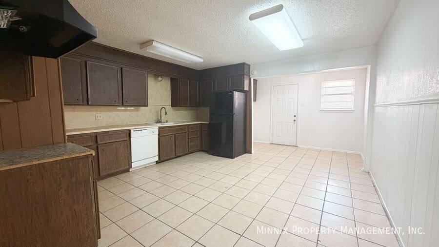 Townhouse for rent at 7304 Ave W #B, Lubbock, TX 79423