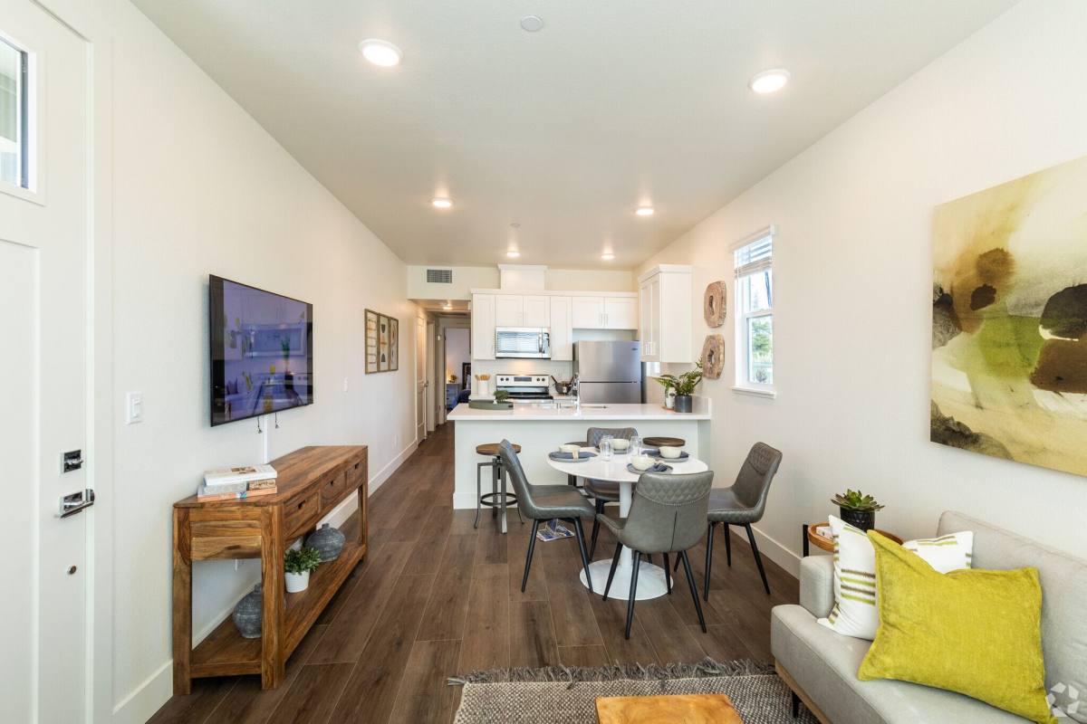 Townhouse for rent at 1501 Patty Place, Santa Rosa, CA 95407