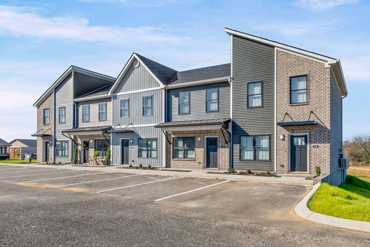Apartment for rent at 710 Sivley Rd, Hopkinsville, KY 42240