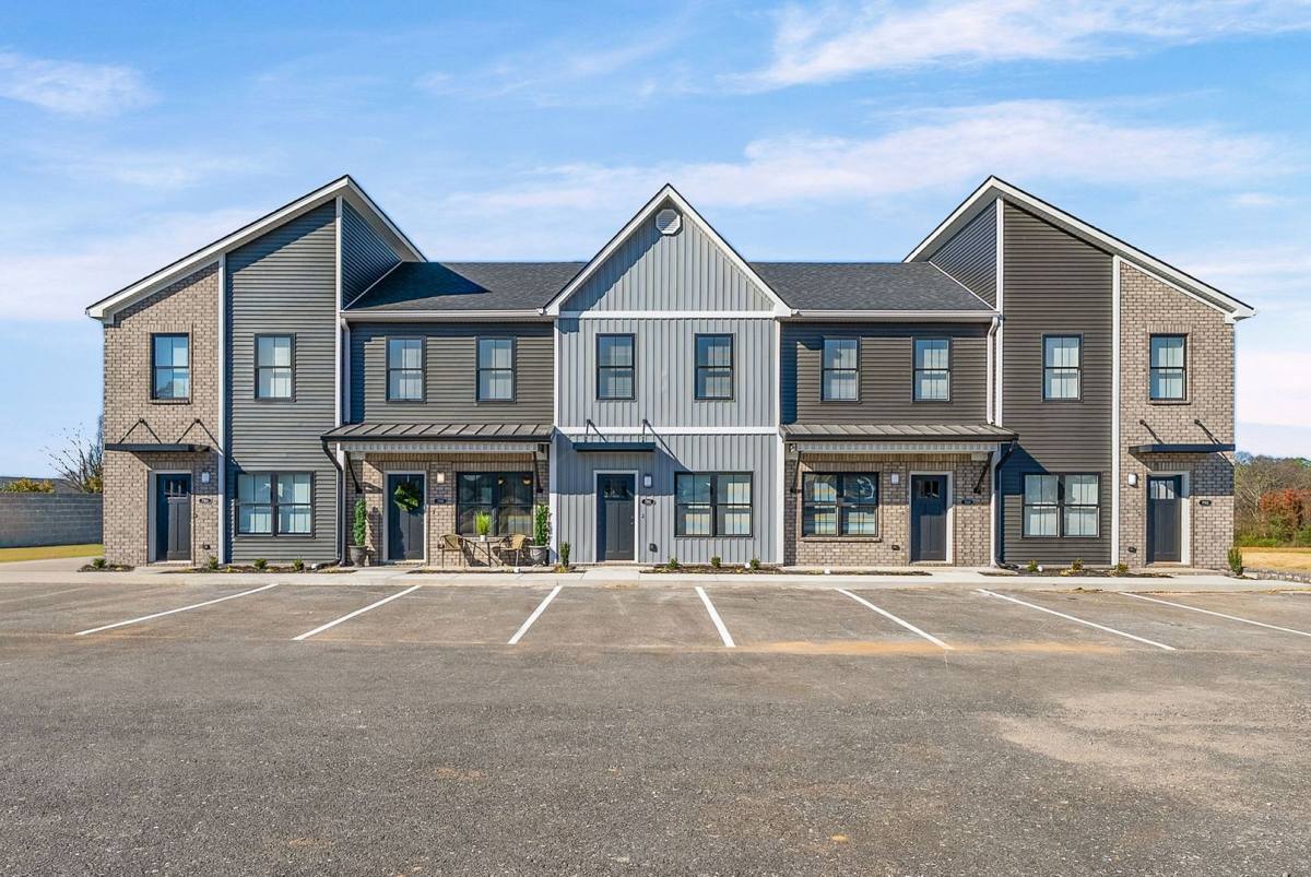 Apartment for rent at 710 Sivley Rd, Hopkinsville, KY 42240